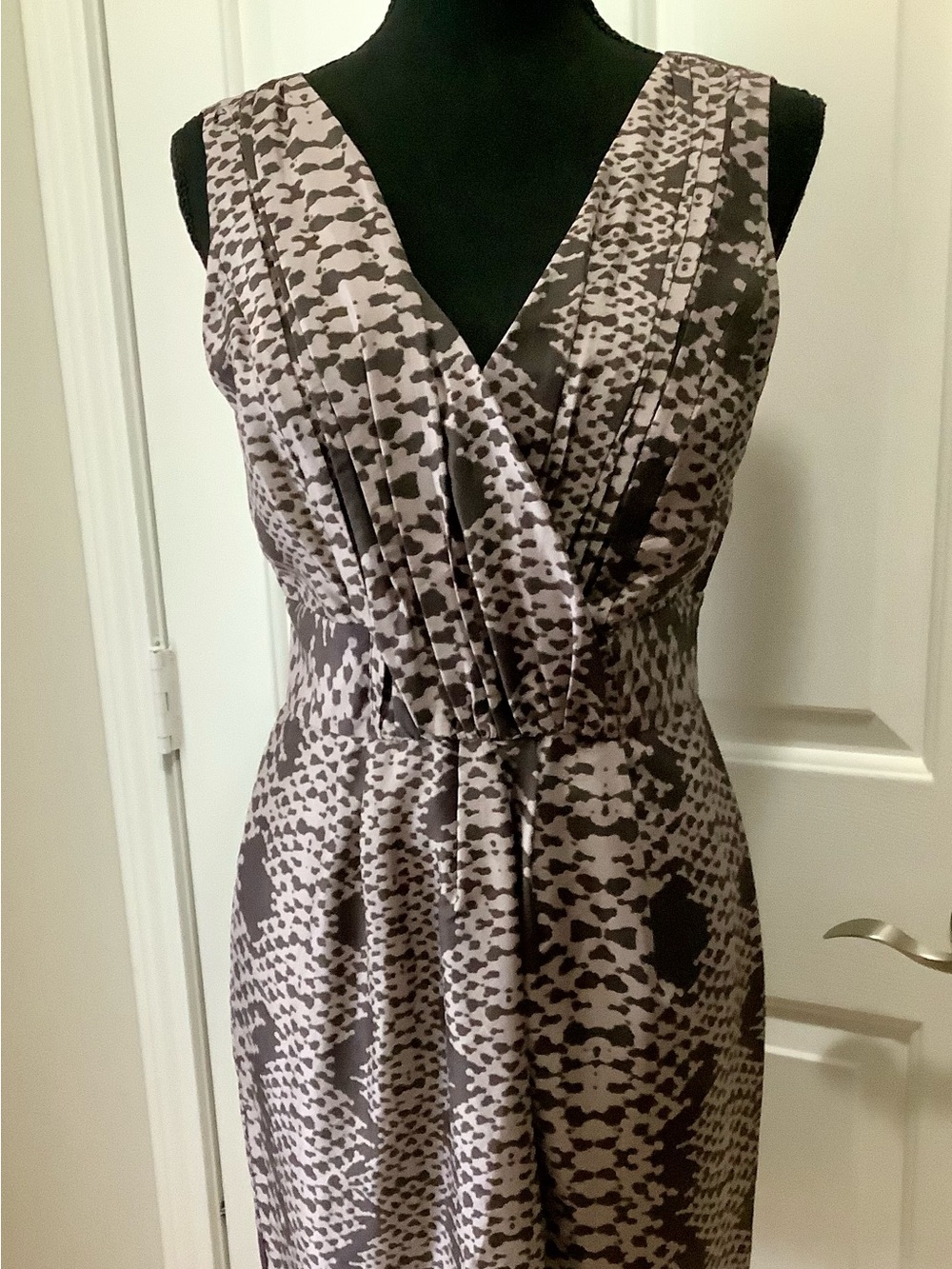 New w tags Silk Banana Republic New Dress 6P
